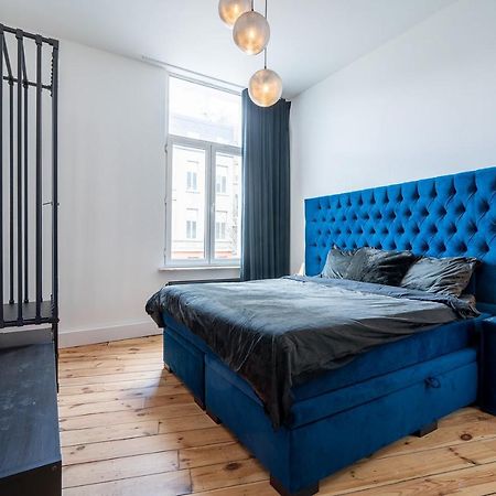 The Rabbit Hole Antwerp - Romantic Apartment With Adult Playroom Exterior photo